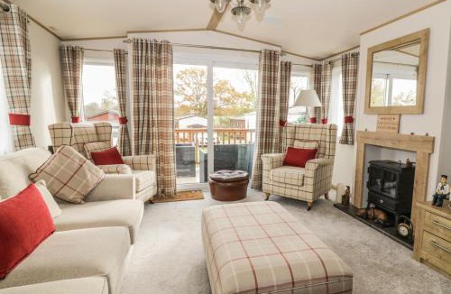 Haveringland House | 27 Lake View