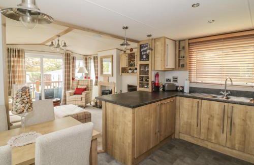 Haveringland House | 27 Lake View