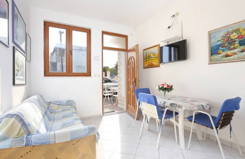 Municipality of Trogir Apartment | 27 m² Apartment ∙ 1 bedroom ∙ 5 guests