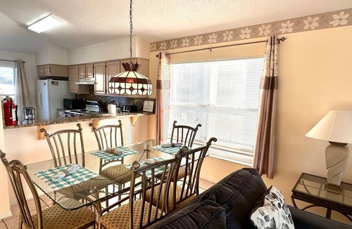 Chatham Park Villa | 2705 Bungalow beside Lake