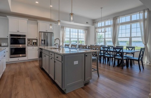 Delavan House | 2708 Harbor Court