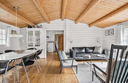 Pedersker House | 2708 Nexø - Mølle Odde 3