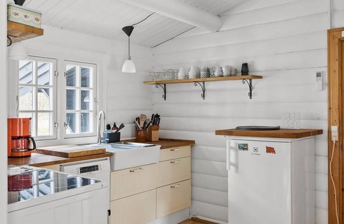 Pedersker House | 2708 Nexø - Mølle Odde 3