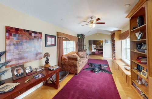 Tyrone House | 279 m² House ∙ 2 bedrooms ∙ 4 guests