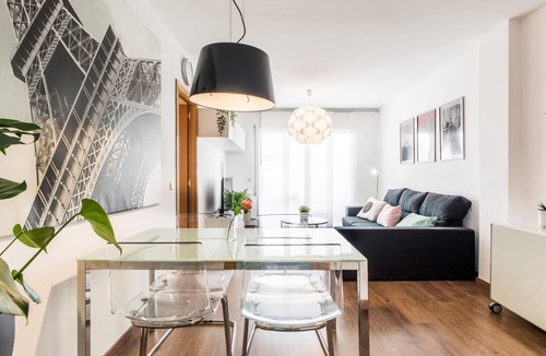 Ainsa-Sobrarbe Apartment | 28/5000 Modern apartment in Ainsa