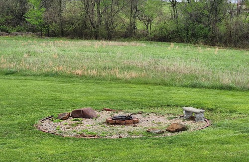 Johnson County House | 28 Acre Country Escape. Perfect for World Cup, MO State Fair, or visiting WAFB!