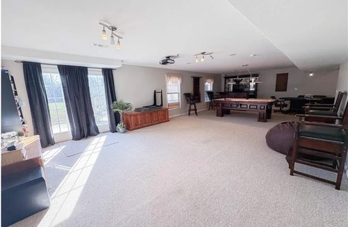 Johnson County House | 28 Acre Country Escape. Perfect for World Cup, MO State Fair, or visiting WAFB!