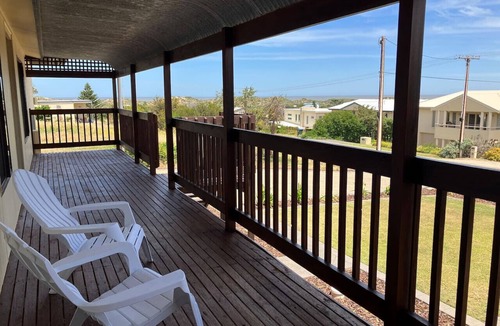 Goolwa Beach House | 28 Hazel Street, Goolwa Beach