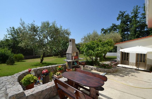 Municipality of Omisalj Apartment | 28 m² Apartment ∙ 1 bedroom ∙ 3 guests