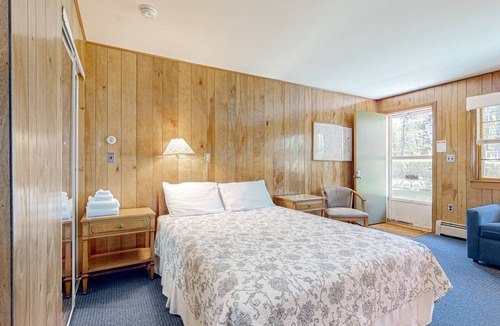 Alton Bay Hotel | 28 m² Hotel ∙ 4 guests