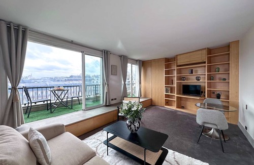 Faubourg-du-Roule Apartment | 28 m² Studio flat ∙ 3 guests