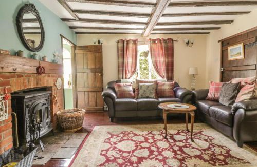 Thorington House | 28 Stone Cottage