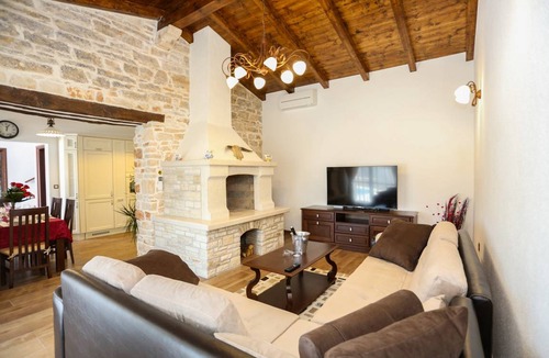 Valtura Villa | 285 m² Villa ∙ 3 bedrooms ∙ 6 guests