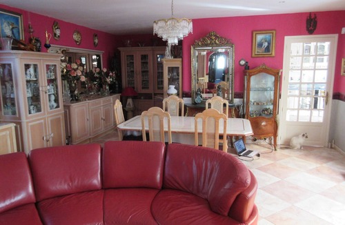 Espondeilhan Villa | 285 m² villa with 2500 m² enclosed and 9x4 swimming pool heated to 30°.