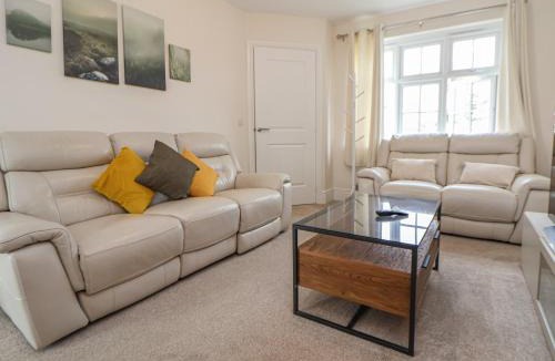 Telford House | 29 Ernest Dawes Avenue