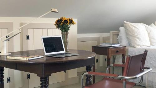 Nantucket Town Bed & Breakfast | 29 India House