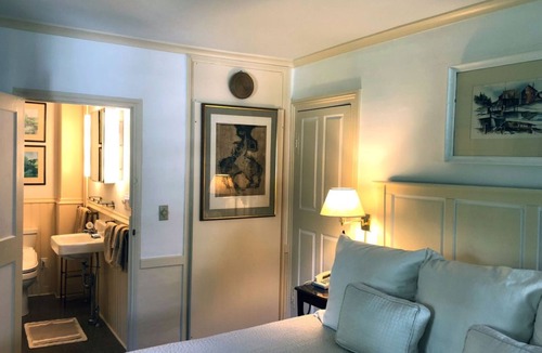 Nantucket Town Bed & Breakfast | 29 India House