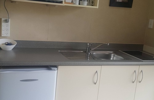 New Plymouth Hotel | 299 on Devon West