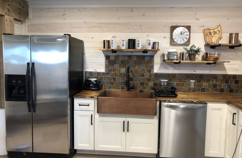 Wilmington House | 2A2J Barn pool Getaway 9 miles to WEC