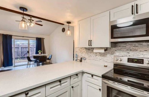 Citrus Heights House | 2B/2BA Chic & Modern Gem near Downtown