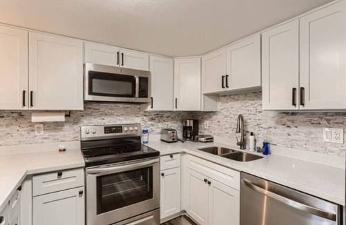 Citrus Heights House | 2B/2BA Chic & Modern Gem near Downtown