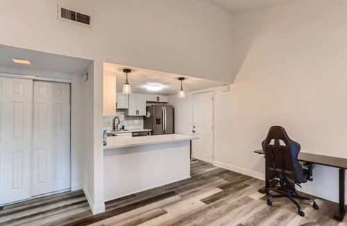 Citrus Heights House | 2B/2BA Chic & Modern Gem near Downtown