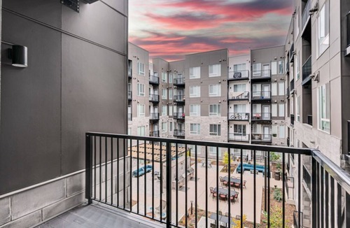 Jewell Heights - Hoffman Heights Apartment | 2B1B Modern Apartment