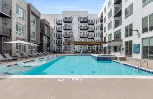 Jewell Heights - Hoffman Heights Apartment | 2B1B Modern Apartment