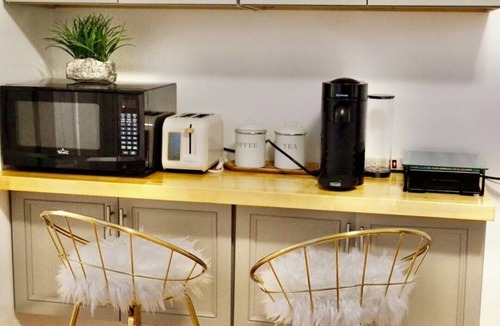 Wayland Apartment | 2B1B Summer Getaway,Private Kitchen! Brown&RISD