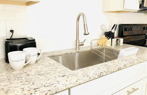 Beverly Green Apartment | 2BApartment,LasVegas,Strip,Pet-friendly,Lvcc,SALE,BestSpot,best