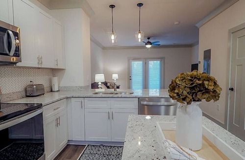 South Nashville Villa | *2bd/2.5bth Townhome 10 mins from Downtown* #D