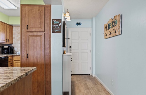 Biltmore Beach Condo | 2bd/2ba Condo Ocean views from every room walk in shower FREE BEACH CHAIRS