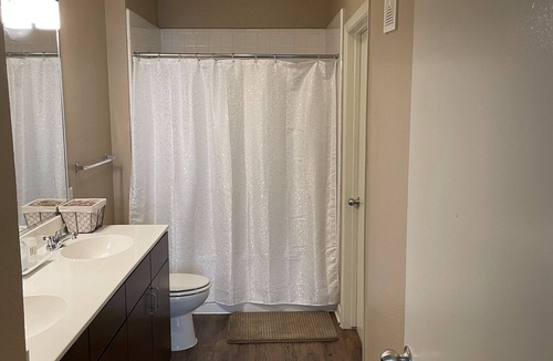 Fort Worth Cultural District Apartment | 2Bd 2Ba Near Downtown Stay