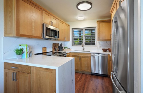 Lihue Condo | 2BD/2BA Oceanfront Condo with Beach Access