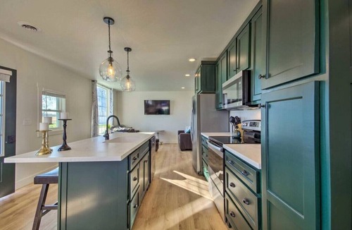 Rolla Other | 2BD/2BTH New Farm Cottage off 44