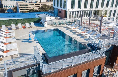 West End Condo | 2BD/Austin with 2 Baths and Rooftop Pool!