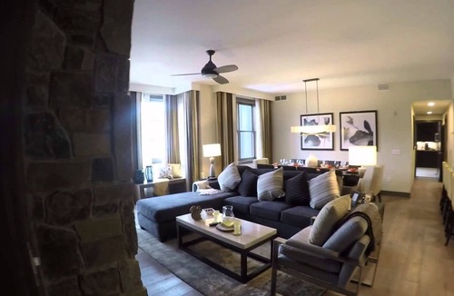 Truckee Villa | 2BD Luxury Villa - Walk to the Slopes