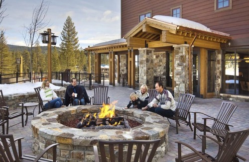 Truckee Villa | 2BD Luxury Villa - Walk to the Slopes