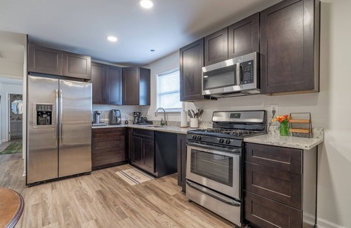 Austell Apartment | 2BD Oasis with AC, WiFi Near Battery & 6Flags!