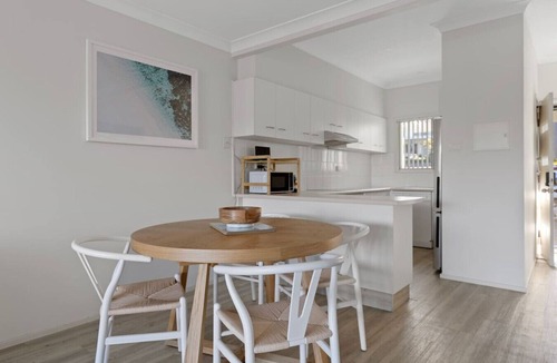 Wamberal Apartment | 2BDR Beachside Bliss in Wamberal