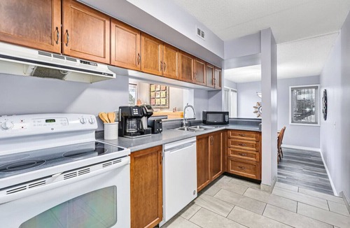 The Blue Mountains Apartment | 2BDR Condo Steps to Blue Mountain Village - 101 Cachet Crossing