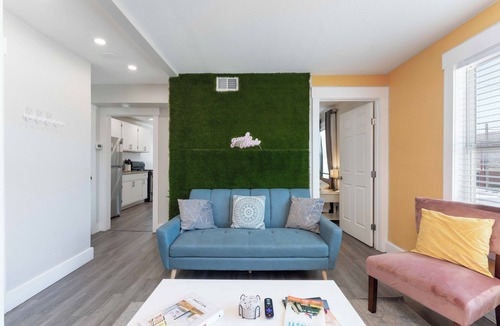 Central City Apartment | 2BDR+Extd Stay Discounts+Central+RemoteWork