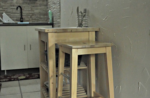 Cedarbrae House | 2BDR spacious, cozy suite with fireplace