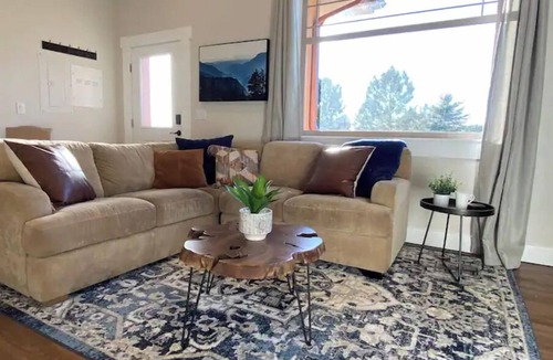 Castle Rock House | 2Bdrm Cozy and Comfortable Castle Rock Gem