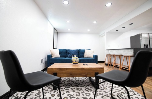 West Westminster Apartment | 2Bed/1Bath Guest suite 20min from Boulder/Denver