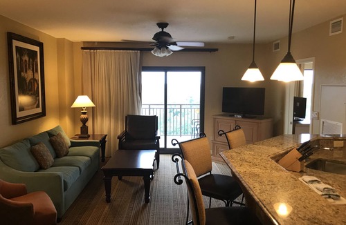 Lake Buena Vista Resort | 2Bed/2Bath Gorgeous Resort Right by Disney Parks!