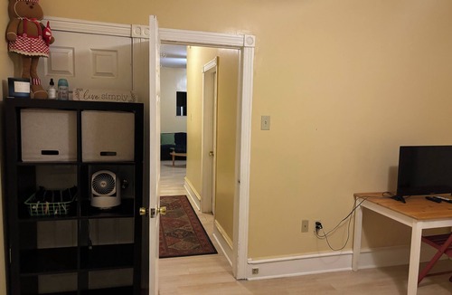 Frankford Apartment | 2bed 2nd fl with parking