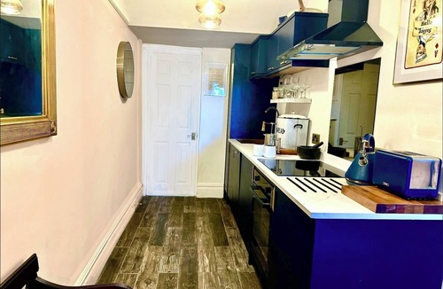 Herne Bay Apartment | 2bed 2shower beachfront basement apartment