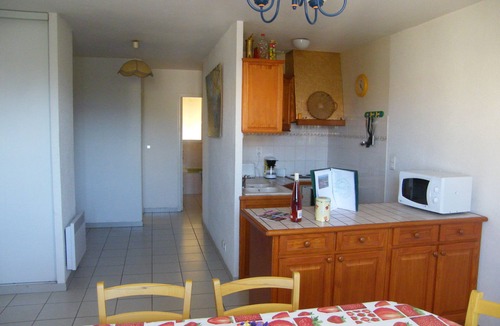 Latour-Bas-Elne Apartment | 2bed 6pers ok pets vacation vouchers parking wifi 2km sea all comfort 67m2 wif