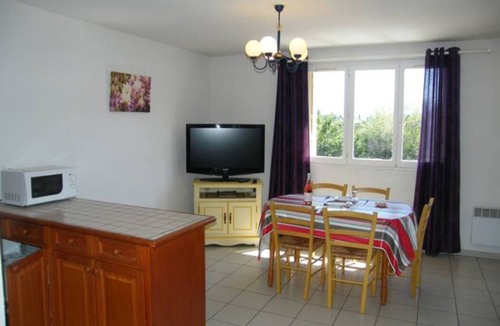 Latour-Bas-Elne Apartment | 2bed 6pers ok pets vacation vouchers parking wifi 2km sea all comfort 67m2 wif